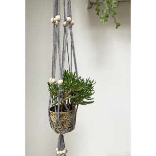 Grijze macramé, cotton hanger with white wooden beads