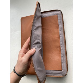 Leather laptopsleeve Lucas for the Apple 13 inch