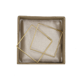 The gold plated earrings Sibyl