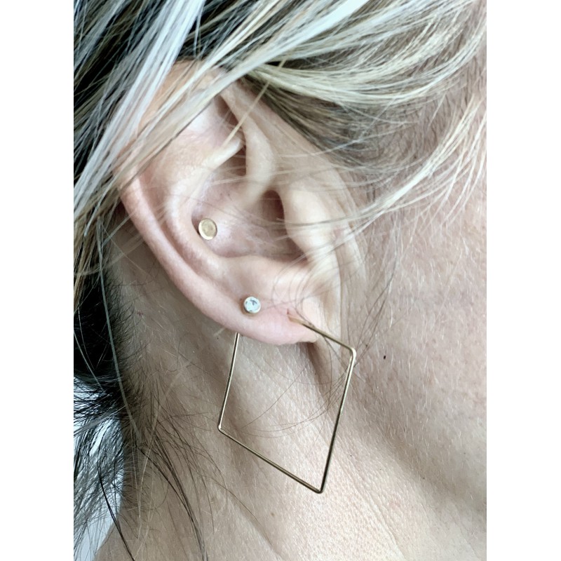 The gold plated earrings Sibyl