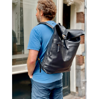 Leren rugzak Djoen voor laptop 16 inch Leren rugzak Djoen voor laptop 16 inch