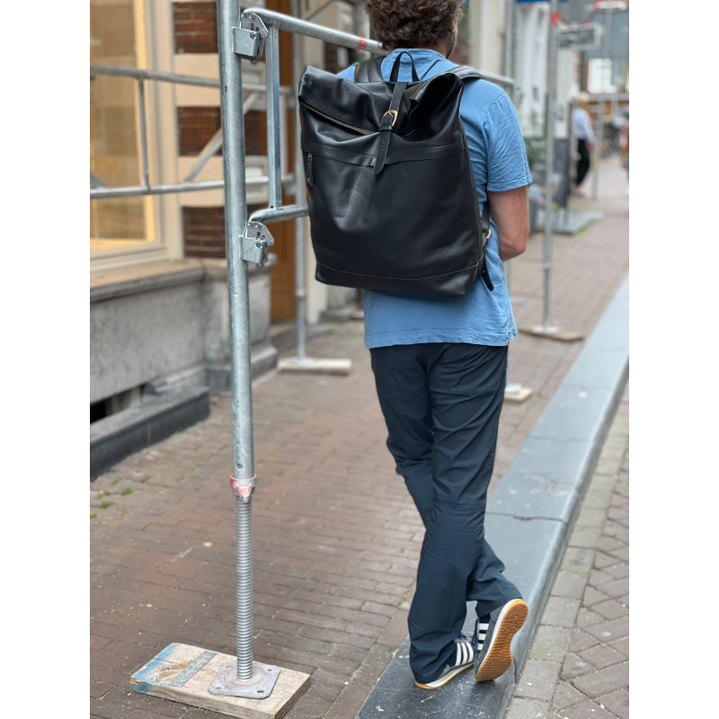 Leather backpack Djoen for 16 inch Leather backpack Djoen for 16 inch