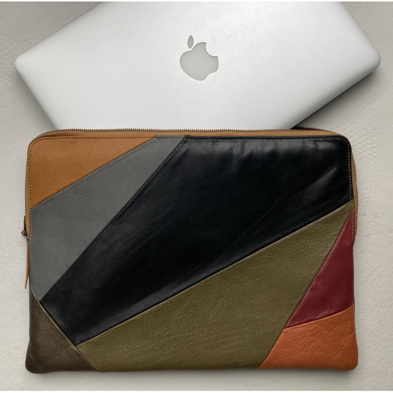 Leren laptophoes Lucas patchwork multicolor voor de Apple 16 inch