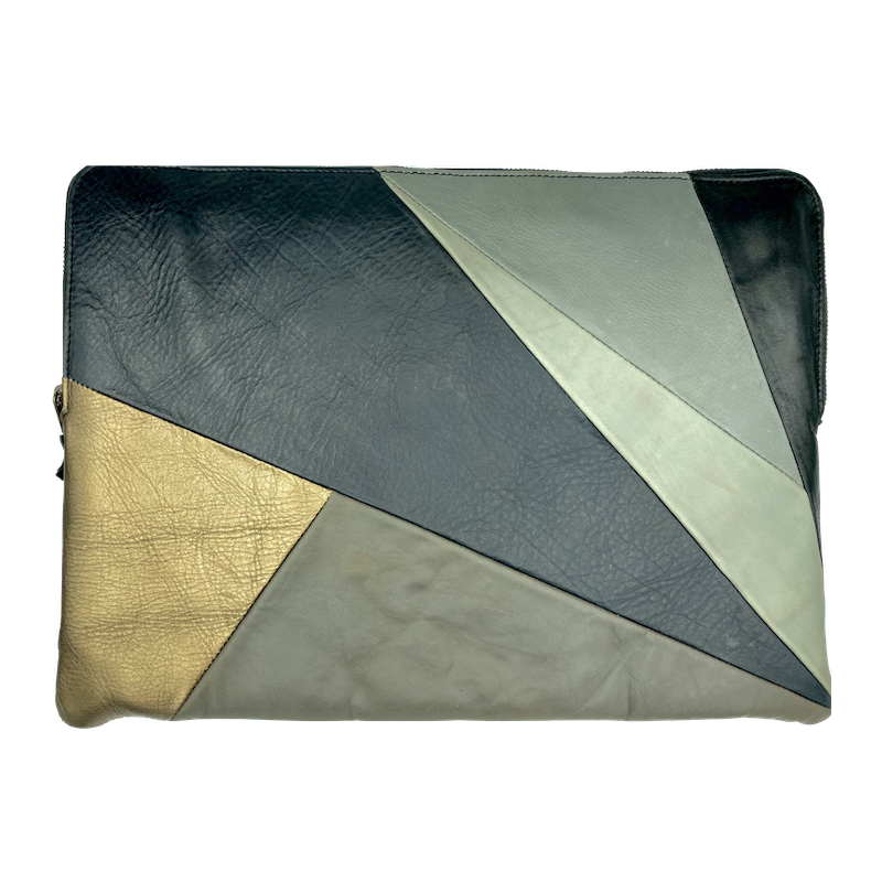 Leren laptophoes Lucas patchwork natural voor de Apple 16 inch Leren laptophoes Lucas patchwork natural voor de Apple 16 inch