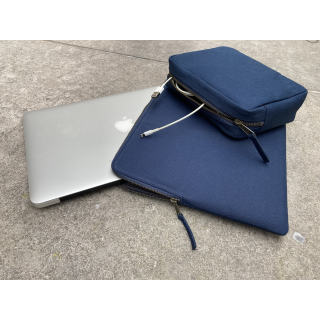 Canvas laptop sleeve Lucas for the Apple 16 inch Canvas laptop sleeve Lucas for the Apple 16 inch