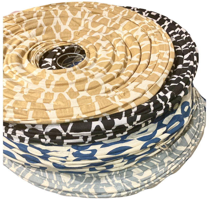 The cotton lamp shade Lela light blue L